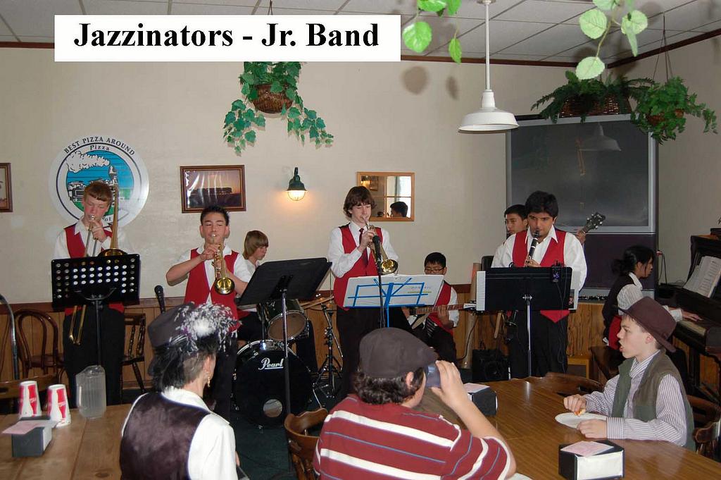 Jazzinators Juniors at 2009 Youth Dixieland Festival